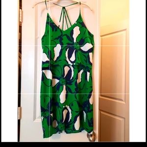 Sleeveless knee length dress